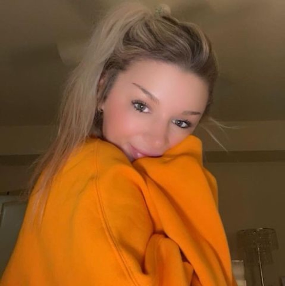 Meet your Posher, Ash